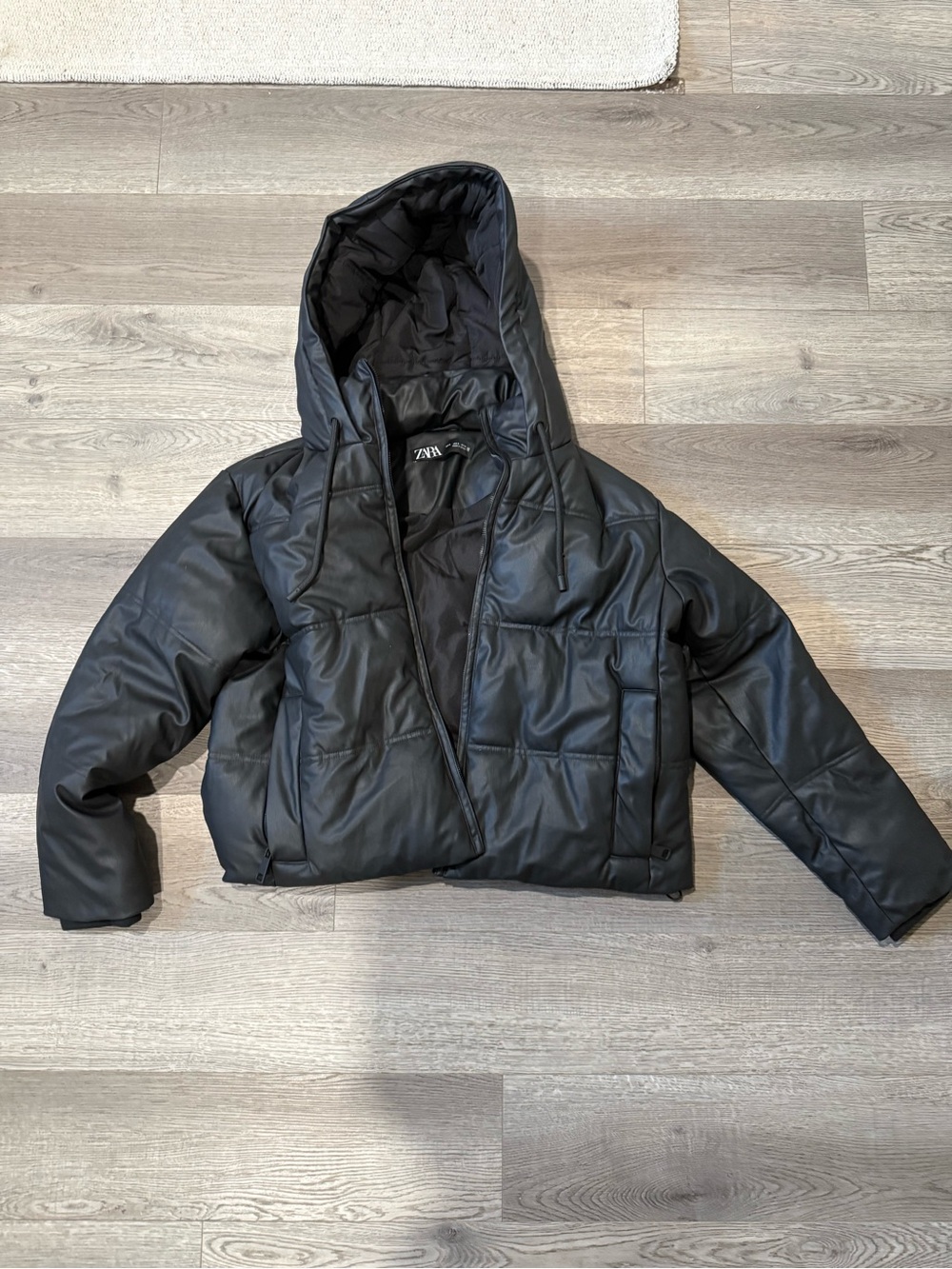 ZARA Hooded Puffer Jacket in Black